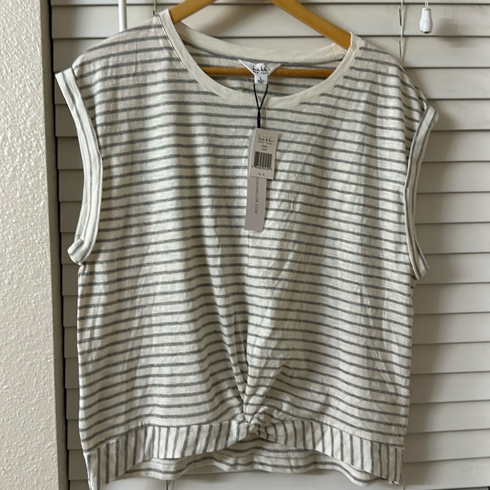 Nicole Miller Grey and Cream Striped Top NWT